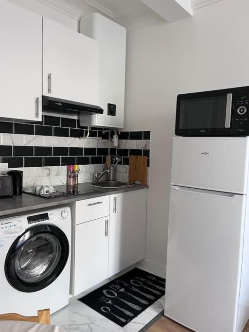 Appartement T2 Aux Portes De Paris Asnières 외부 사진